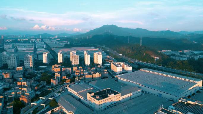 航拍深圳新型工业化自动化厂房高科技产业园