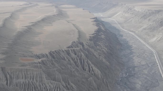新疆伊犁独山子大峡谷航拍4KD-LOG