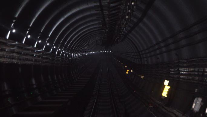 地铁隧道