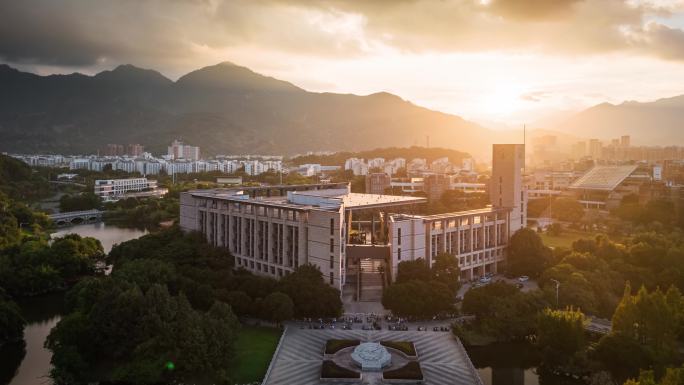 福州大学正门图书馆日落航拍延时直飞空镜