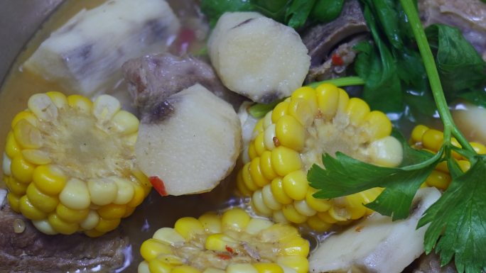 玉米山药炖排骨美食餐饮