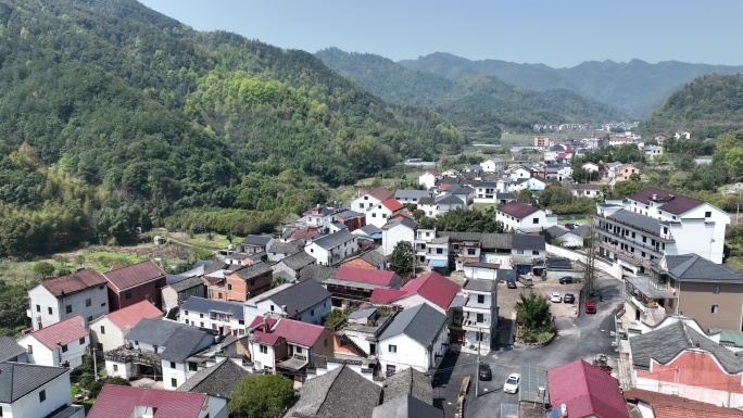 航拍浙江绍兴诸暨同山镇边村山村新农村古村