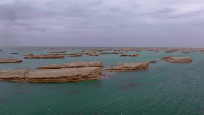 【4k高清】水上雅丹 西宁旅拍