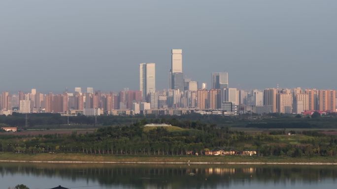 西安昆明池七夕公园晚霞日落大气湖面倒影