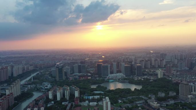 4K原素材-航拍上海苏州河、长风公园