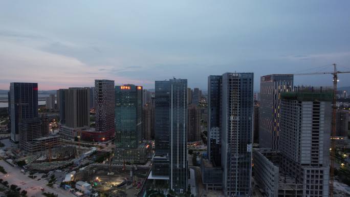 泉州东海新区CBD高楼建筑夜幕降临航拍
