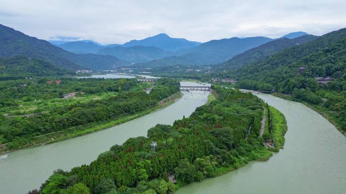 都江堰景区宝瓶口、鱼嘴分水堤、飞沙堰航拍