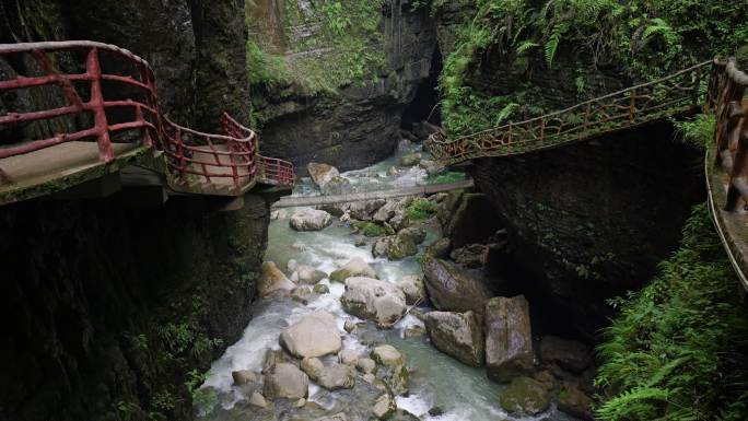 江水江河河水河谷溪水溪流瀑布