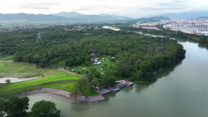 航拍浙江丽水九龙国家湿地公园露营基地