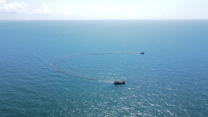 环境问题，海洋漏油