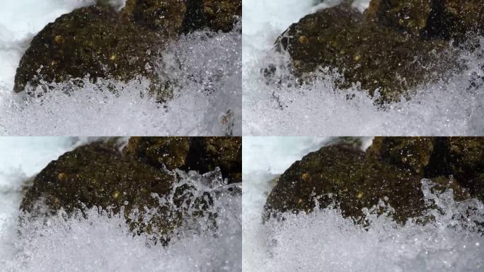 清澈的水从瀑布中源源不断地流出