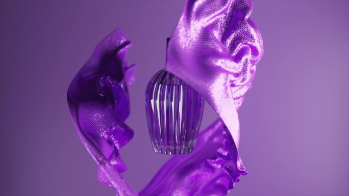 广告的概念。优雅的香水瓶上孤立的紫色背景。织物在瓶子的两侧飘动