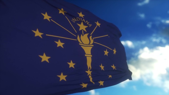 印第安纳州的国旗在旗杆上迎风飘扬在天空。美国的印第安纳州