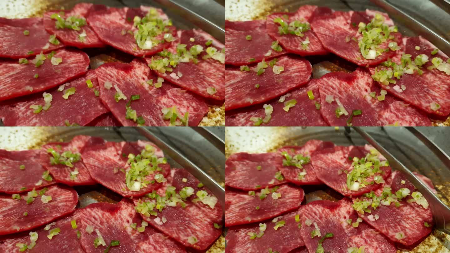 生牛肉牛舌片，日本烤肉烤餐4k