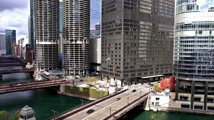 芝加哥大桥和商业区