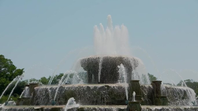 芝加哥市中心的白金汉喷泉，伊利诺伊州，芝加哥