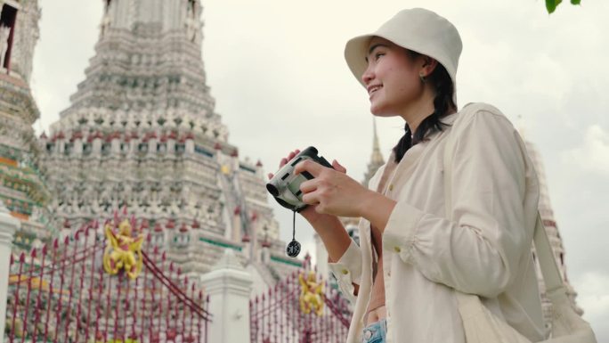 对于游客来说，笏阿伦寺是泰国旅游的重要景点。