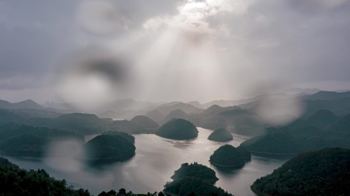 4k航拍暴雨来袭延时