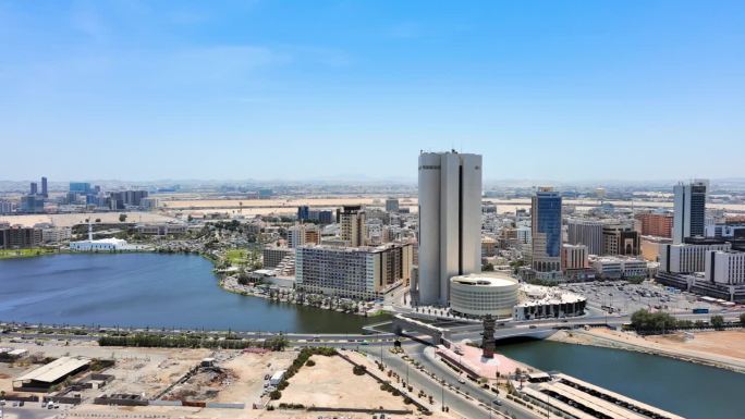 吉达，沙特阿拉伯:鸟瞰海滨城市和著名的度假小镇，巴拉德区——俯瞰阿拉伯半岛的全景
