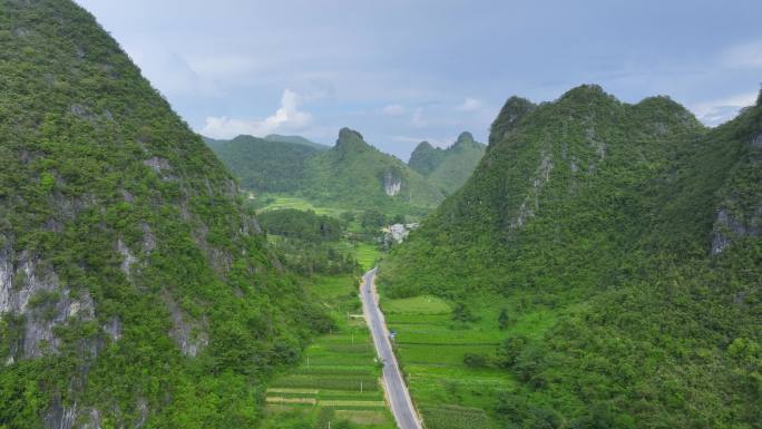 航拍广西百色靖西旧州乡村公路田园风光