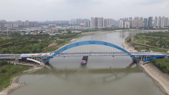 武汉汉阳长丰桥水路运输船汉江4