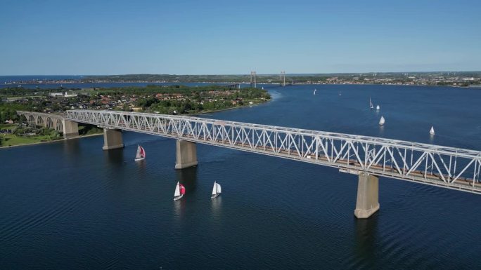 丹麦桥梁结构通勤交通方式
