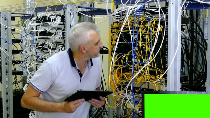 服务器室系统工程师(绿屏)