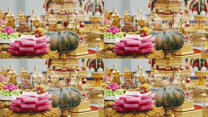 一组水果和甜点与香和香为泰国和印度文化祭祀。