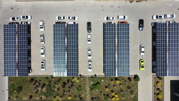 太阳能停车棚新能源汽车俯瞰碳中和