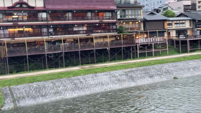 日本鸭川风景线