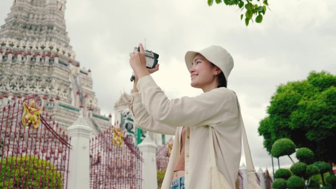 对于游客来说，笏阿伦寺是泰国旅游的重要景点。