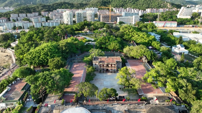 厦门胡里山炮台航拍海岸线风光海边城市景观