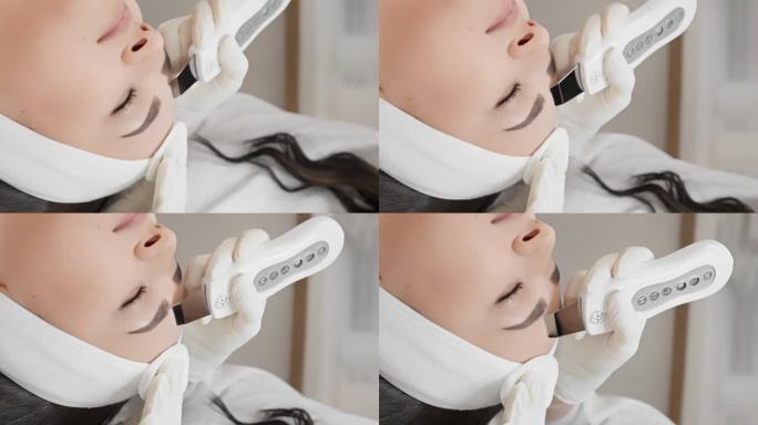 所有皮肤类型的专业护理:美容师的超声波面部清洁适合每个人，在美容诊所提供个性化和专业的护理。垂直视频