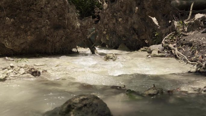 瀑布自然景树河森林海氧吧瀑布溪流水