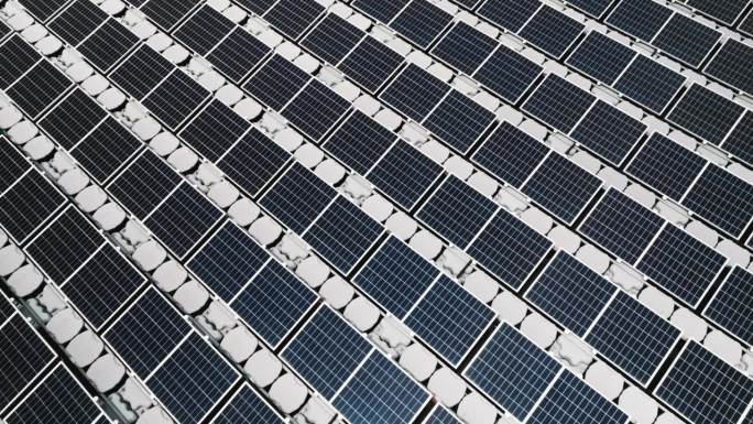 空中太阳能摄影车拍摄电力板