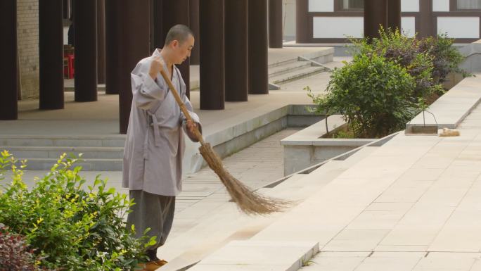 寺庙和尚 扫地僧