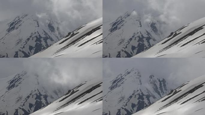 阿尔卑斯山深谷中山口的延时视图