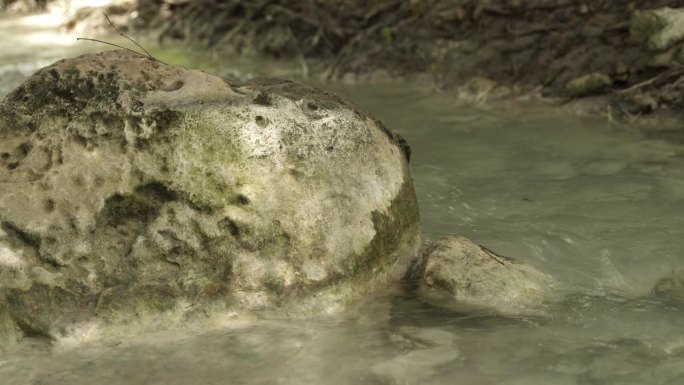 瀑布自然景树河森林海氧吧瀑布溪流水