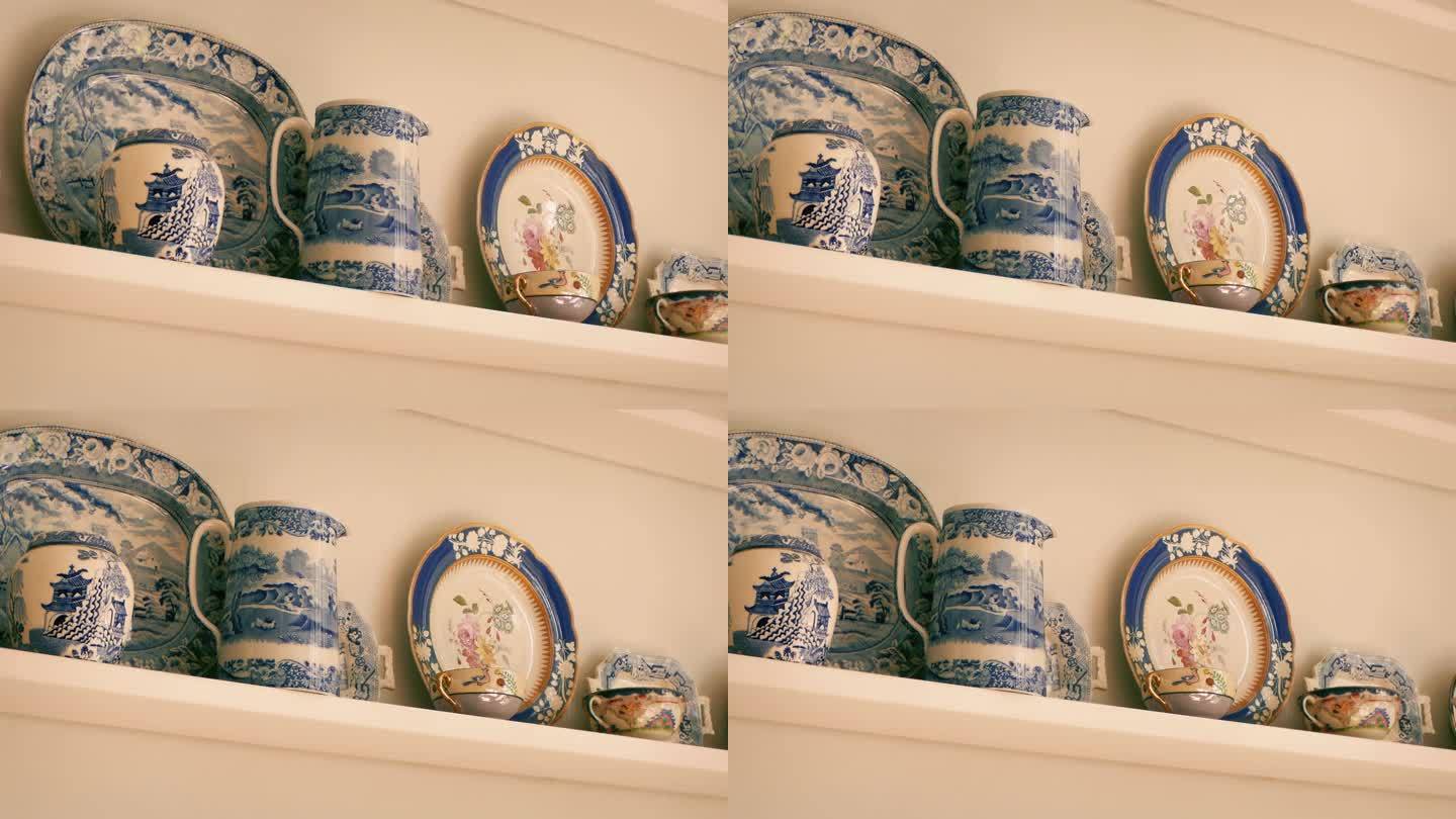 瓷器收藏在架子上典型的家庭细节