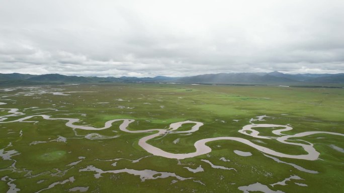 甘肃省阿旺仓湿地航拍图