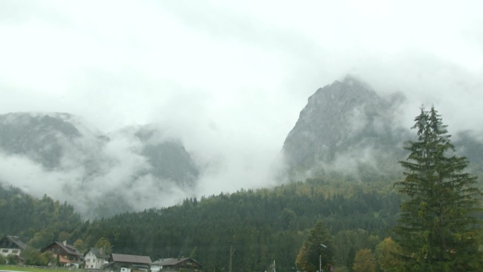 阴天之旅大气高山云海乡村晨雾山村云雾