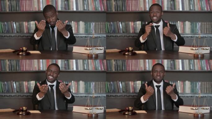 非洲男律师邀请新人就职