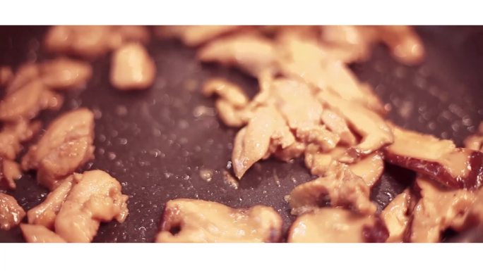 香菇滑鸡嫩滑软绵 预制菜家庭做法肉香十足