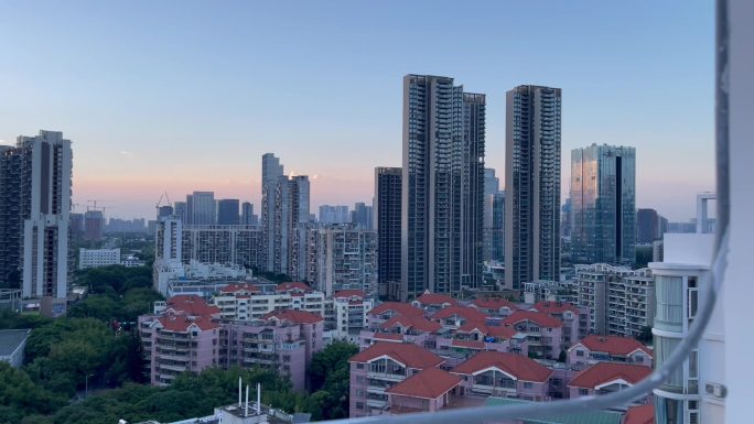 夕阳 落日 晚霞 楼顶风景 傍晚