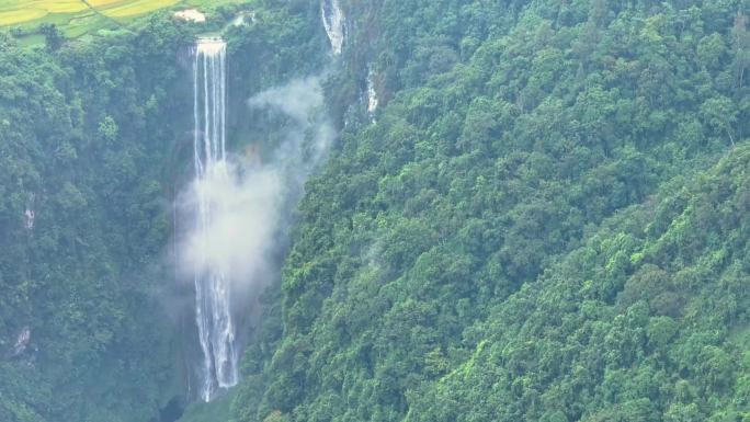 航拍广西山水风光通灵大峡谷