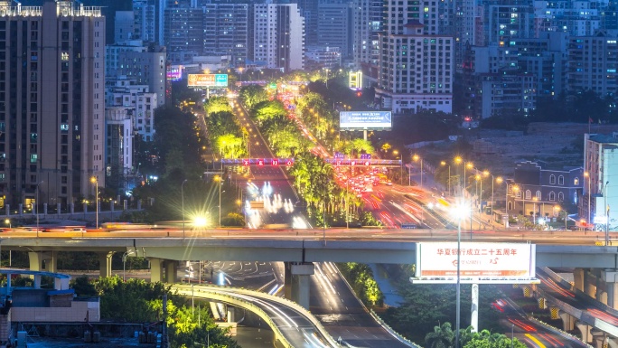 龙昆南夜景