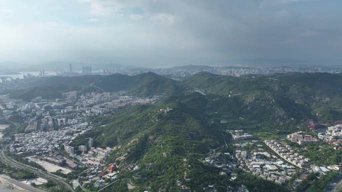 厦门岛内山脉航拍城市山峰大景环岛南路曾山