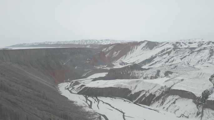新疆安集海大峡谷 大峡谷 冬天大峡谷