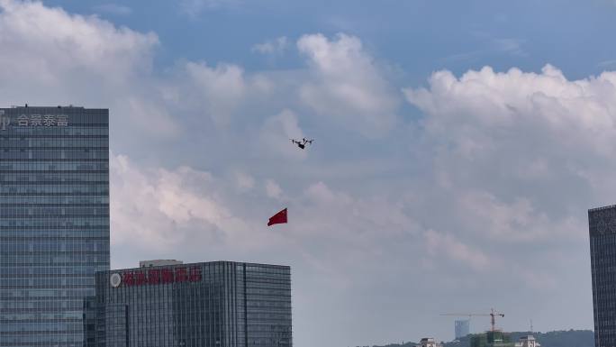 南宁国庆节氛围航拍无人机挂红旗