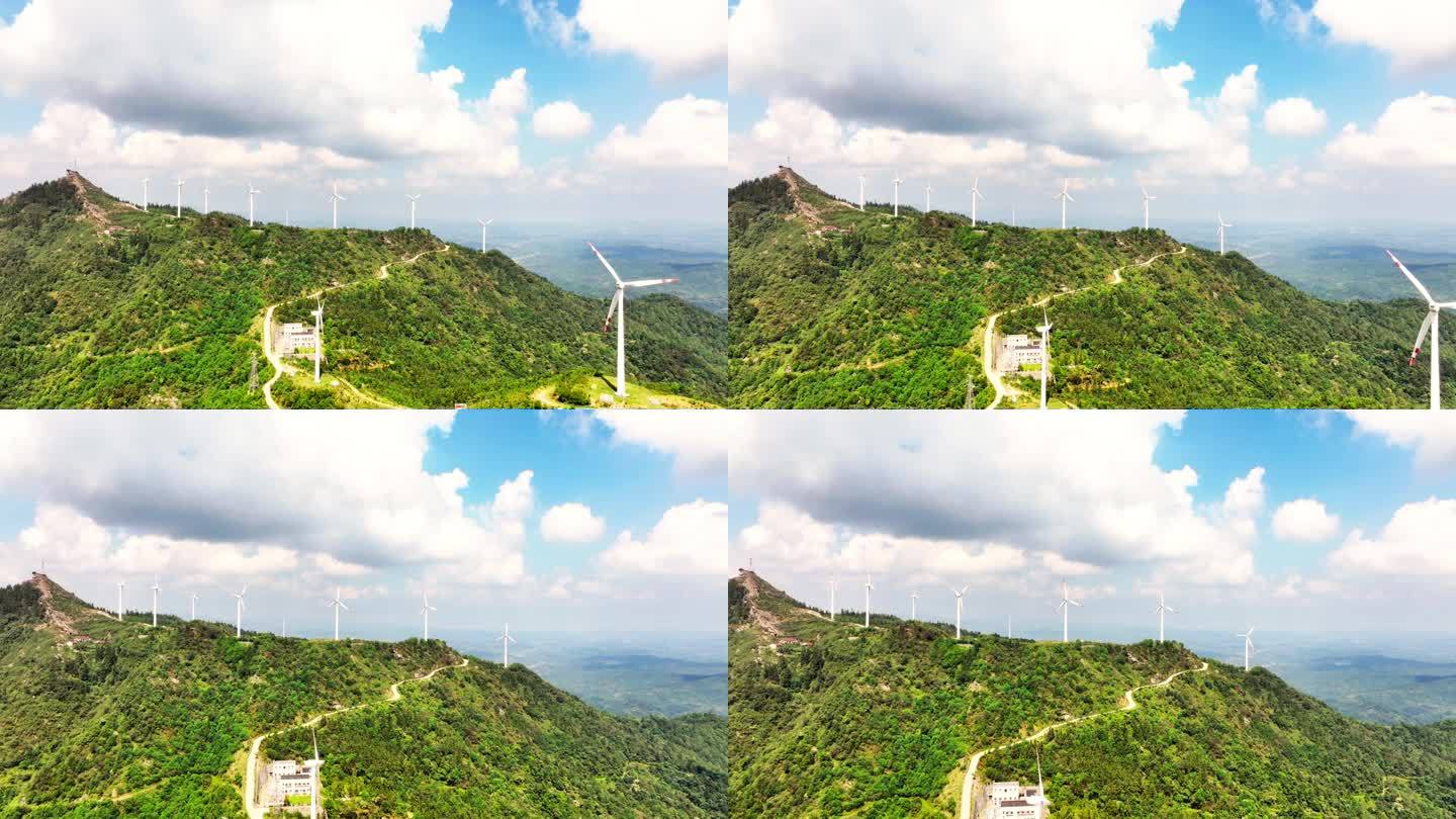 航拍高山上的风力发电场